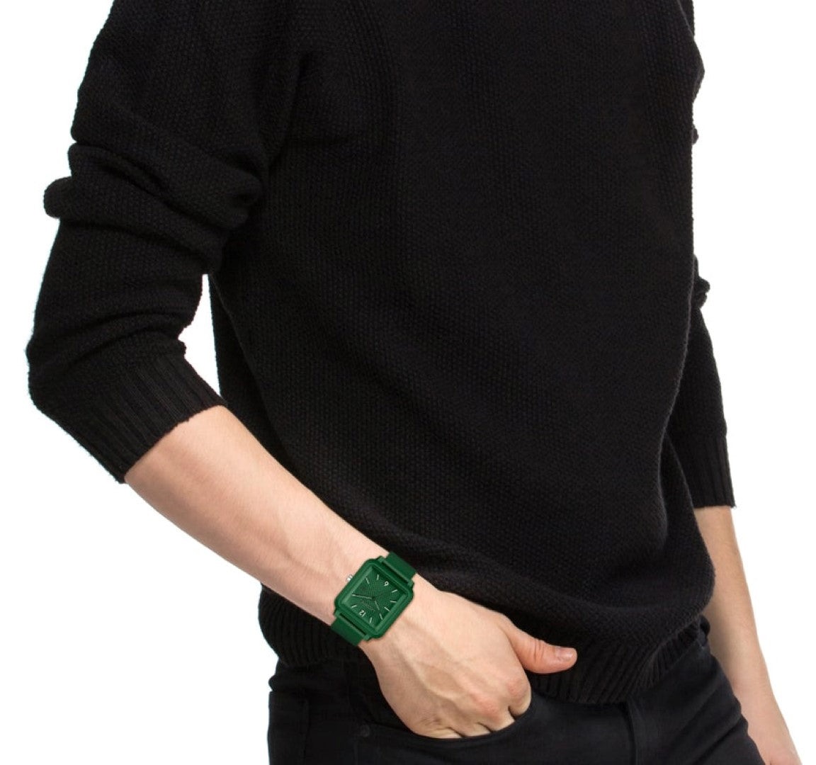 STUDIO 2011250