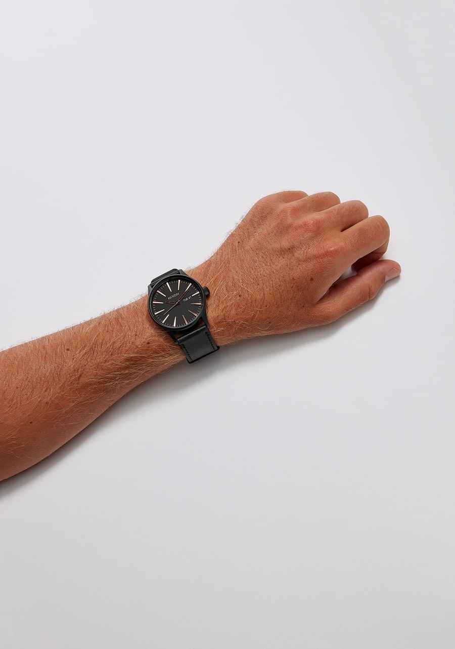 SENTRY LEATHER MATTE BLACK / GOLD A1051041