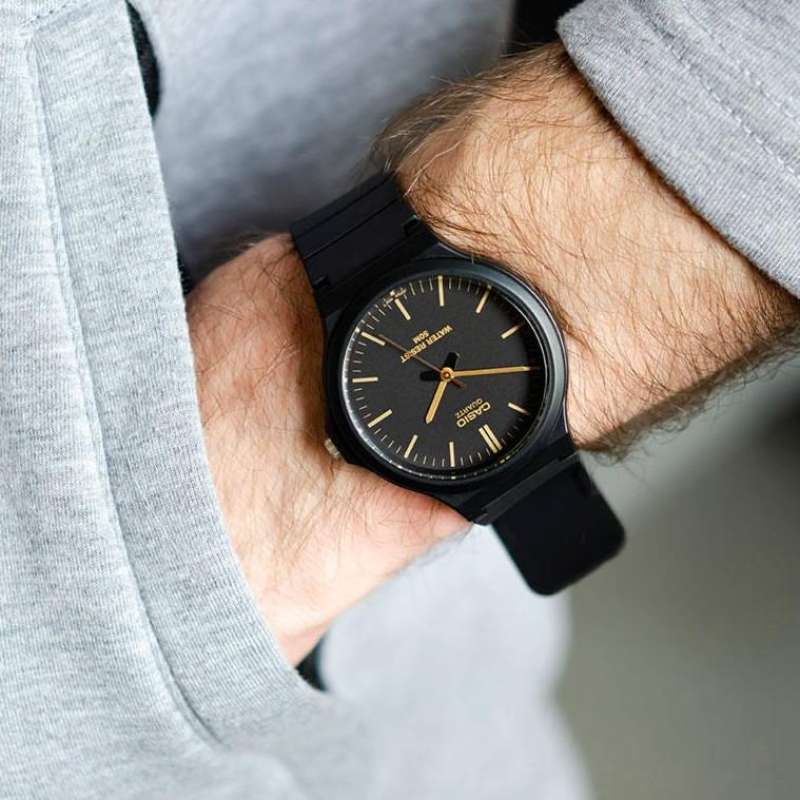 CASIO MW-240-1E2VDF