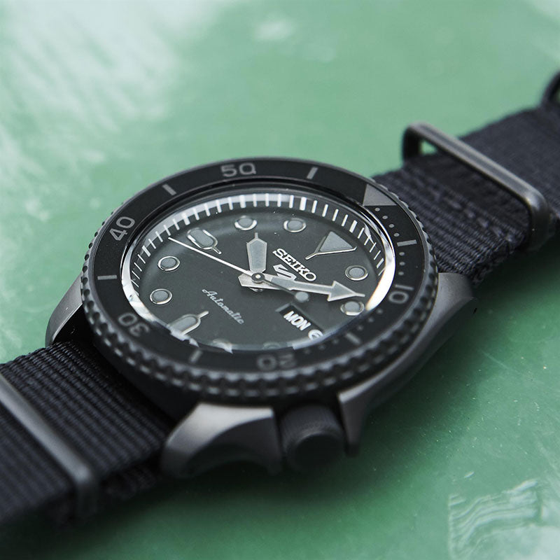 SEIKO 5 SPORTS SRPD79K1