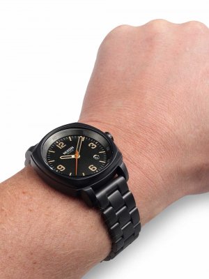 CHARGER ALL BLACK / SURPLUS A10721032